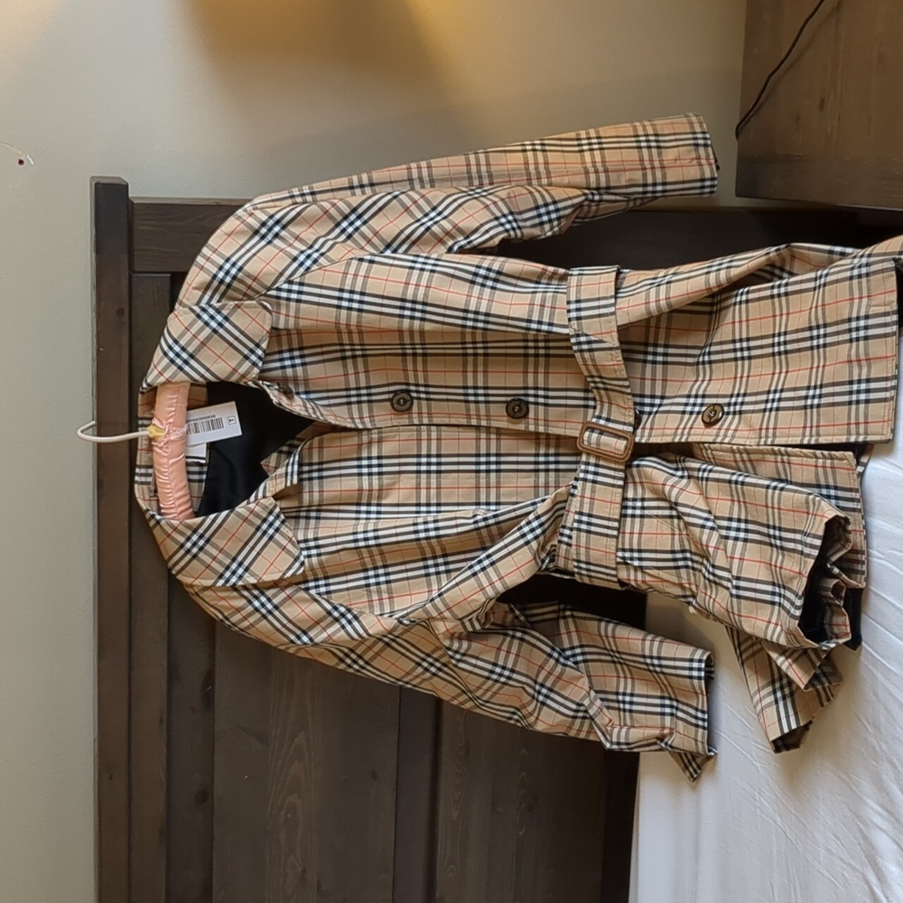 NWT Burberry of London Nova Plaid Women's Rain Coat Size Large